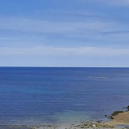 Primera Linea De Playa Con Vistas Al Mar